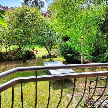 Διαμέρισμα Garden Oborniki Śląskie